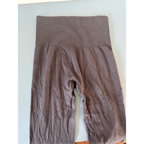 Gymshark womens leggings dark grey size S/M logo on leg seamless - Picture 5 of 7